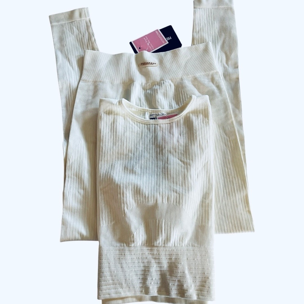 PrettyLittleThing Cream Ribbed Long Sleeve Cut-Out Workout Set NWT
